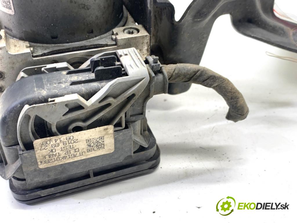 FORD TRANSIT COURIER nadwozie wielkoprzestrzenne (MPV) 2019 55 kW 1.5 TDCi 1499 Pumpa ABS JY16-2B373-AB (Pumpa ABS)