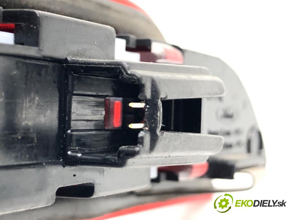 FORD TRANSIT COURIER nadwozie wielkoprzestrzenne (MPV) 2019 55 kW 1.5 TDCi 1499 Svetlo brzdových svetiel ET76-13A613-AE