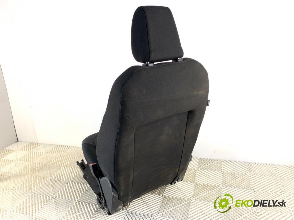 FORD TRANSIT COURIER nadwozie wielkoprzestrzenne (MPV) 2019 55 kW 1.5 TDCi 1499 Sedadlo pravy predný