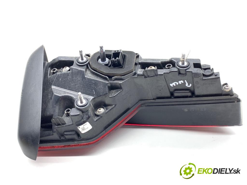 AUDI A4 B9 Kombi 2018 140 kW 2.0 TDI quattro 1968 světlo zadní část pravá vnitřní 8W9945094D (Klika dveří ostatní)