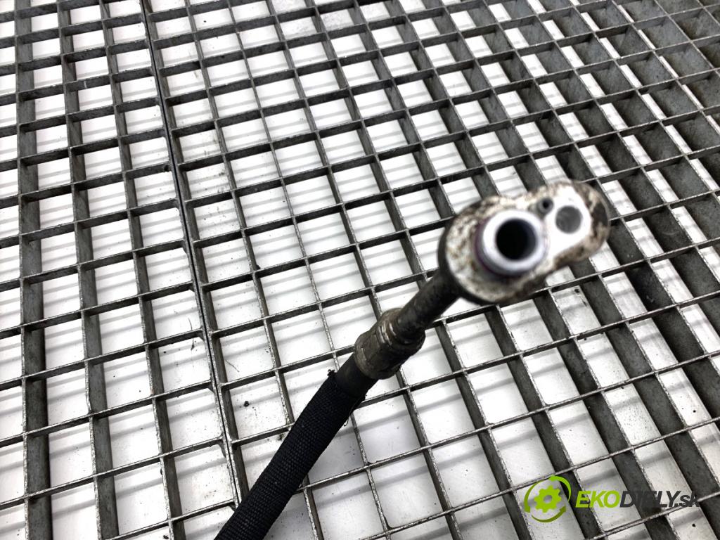 AUDI A4 B9 Kombi 2018 140 kW 2.0 TDI quattro 1968 rúrka klimatizácie 8W0816721B (Rúrka klimatizácie)