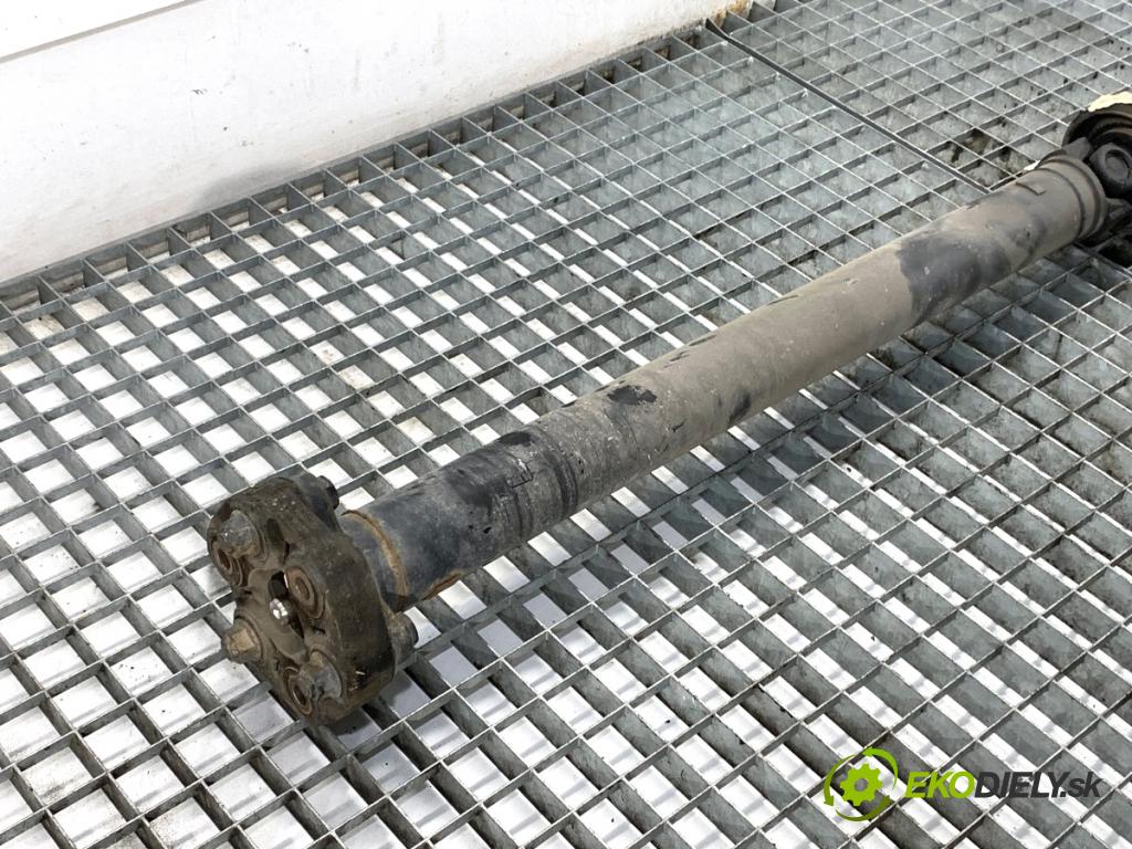 BMW F30 sedan 2016 140 kW 320 d xDrive 1995 Kardaň, hriadeľ hnací zad  (Kardaňový hriadeľ)