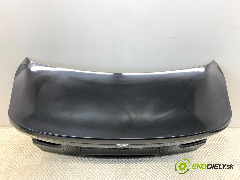 BMW F30 sedan 2016 140 kW 320 d xDrive 1995 kapota zad 475