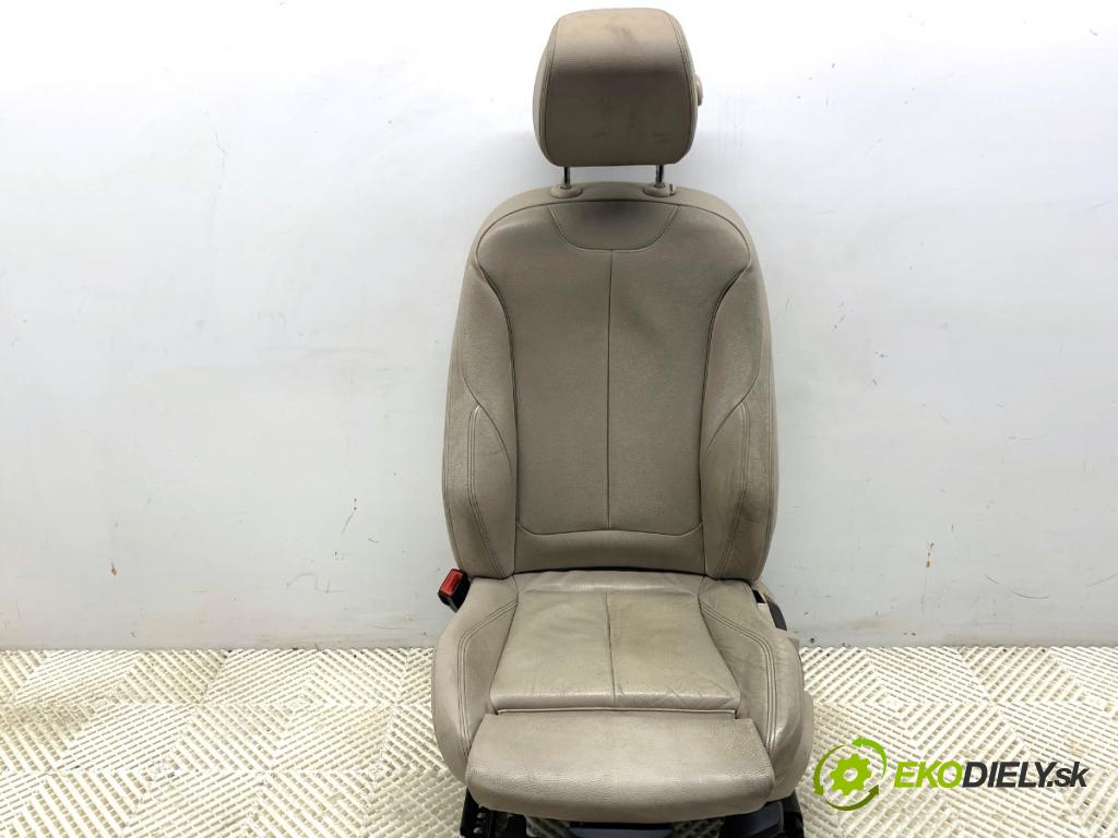 BMW F30 sedan 2016 140 kW 320 d xDrive 1995 Sedadlo ľavy predný 