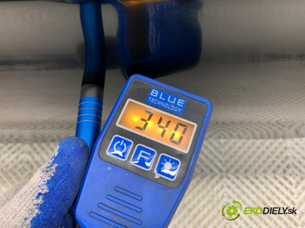 BMW F30 sedan 2016 140 kW 320 d xDrive 1995 Dvere ľavy zad 475