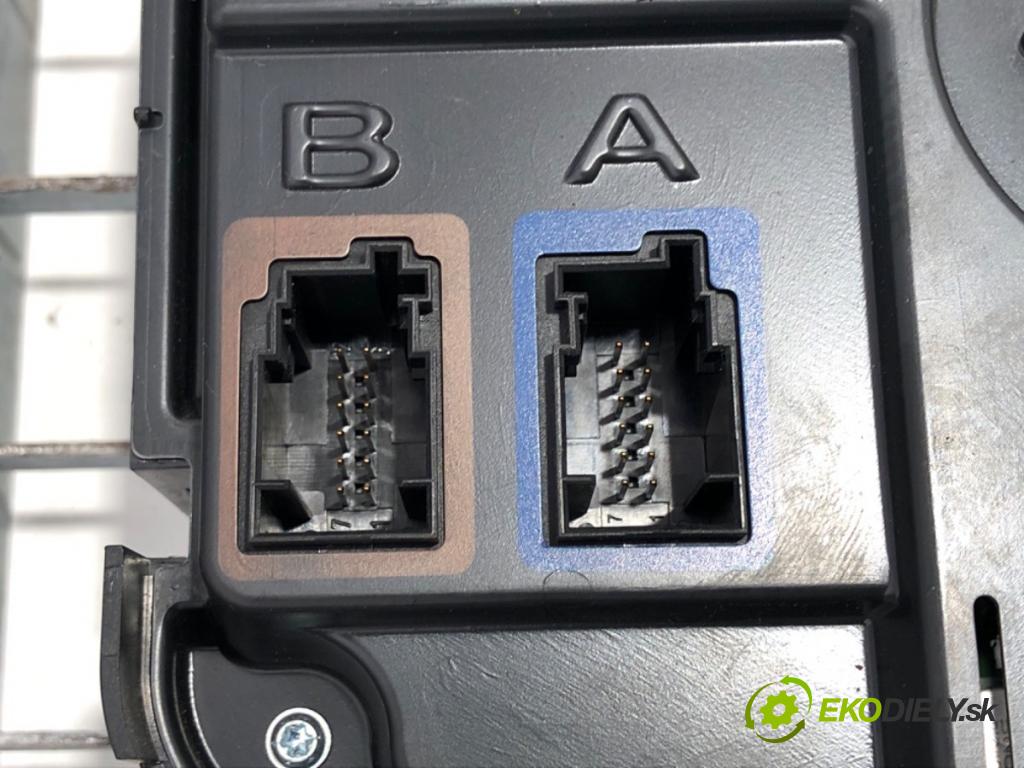 RENAULT TRUCKS T Platforma / podwozie 2020 338 kW T460 338 kW [460 KM] olej napędowy 2013 - 2022 10837 Prístrojovka 22166228 (Prístrojová doska)