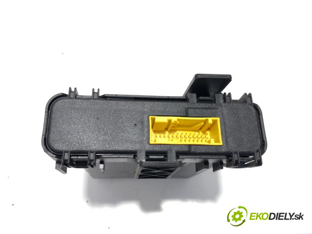 RENAULT TRUCKS T Platforma / podwozie 2020 338 kW T460 338 kW [460 KM] olej napędowy 2013 - 2022 10837 Riadiaca jednotka 23516569