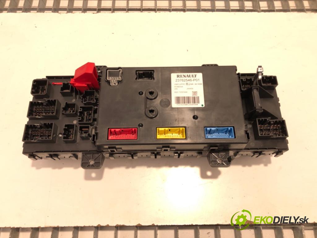 RENAULT TRUCKS T Platforma / podwozie 2020 338 kW T460 338 kW [460 KM] olej napędowy 2013 - 2022 10837 skříňka poistková 23762546 (Pojistková skříňka)