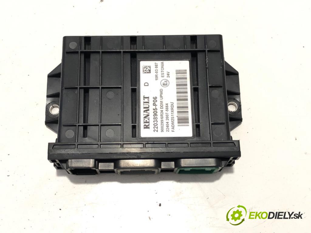 RENAULT TRUCKS T Platforma / podwozie 2020 338 kW T460 338 kW [460 KM] olej napędowy 2013 - 2022 10837 Modul Dvere 22038905