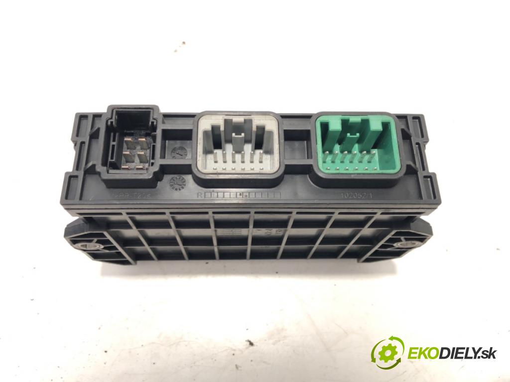 RENAULT TRUCKS T Platforma / podwozie 2020 338 kW T460 338 kW [460 KM] olej napędowy 2013 - 2022 10837 Modul Dvere 22038905