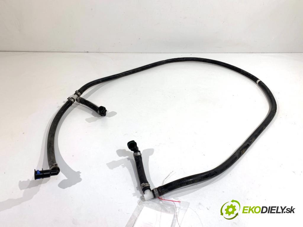 AUDI A6 C7 Kombi 2012 120 kW 2.0 TDI 1968 trubka ostřikovačů světel XENON 4G0955970