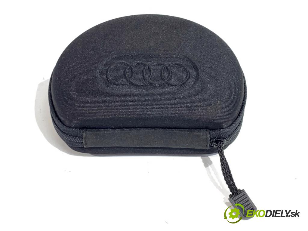 AUDI A8 D4 sedan 2015 368 kW 6.3 W12 quattro 6299 levý zadní část 