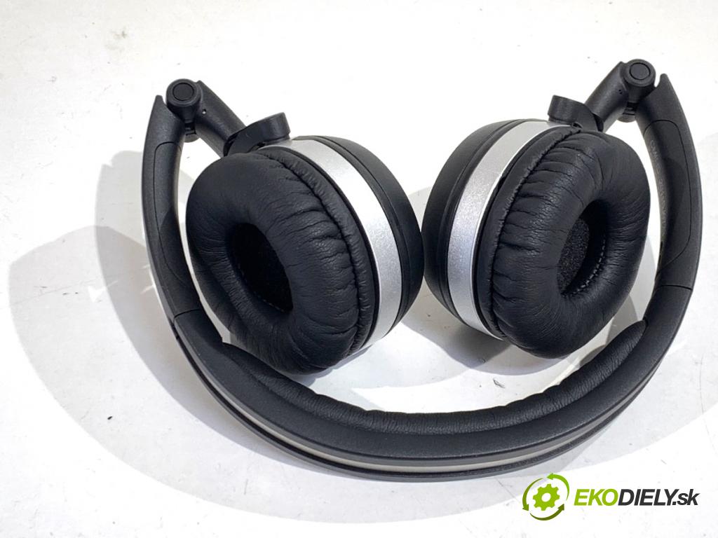 AUDI A8 D4 sedan 2015 368 kW 6.3 W12 quattro 6299 ľavy zad