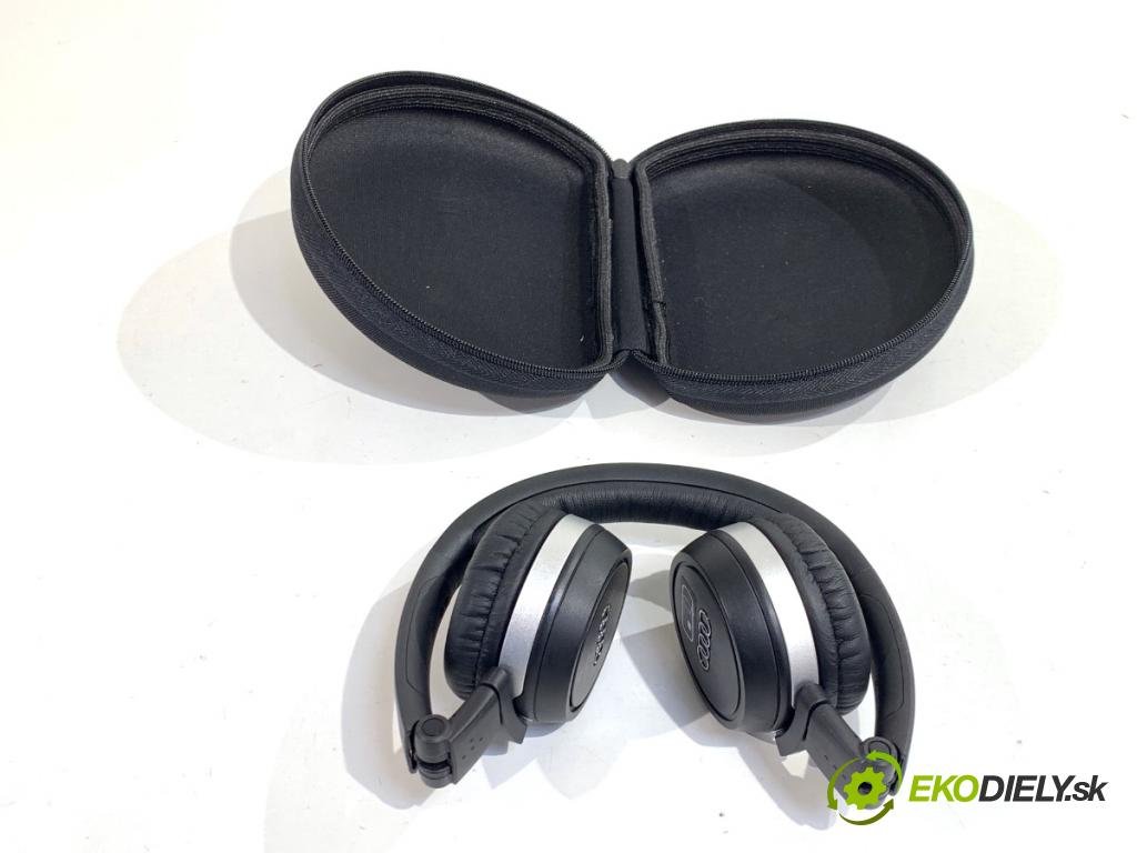 AUDI A8 D4 sedan 2015 368 kW 6.3 W12 quattro 6299 pravy zad