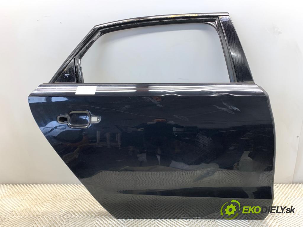 AUDI A8 D4 sedan 2015 368 kW 6.3 W12 quattro 6299 Dvere pravy zad LONG 