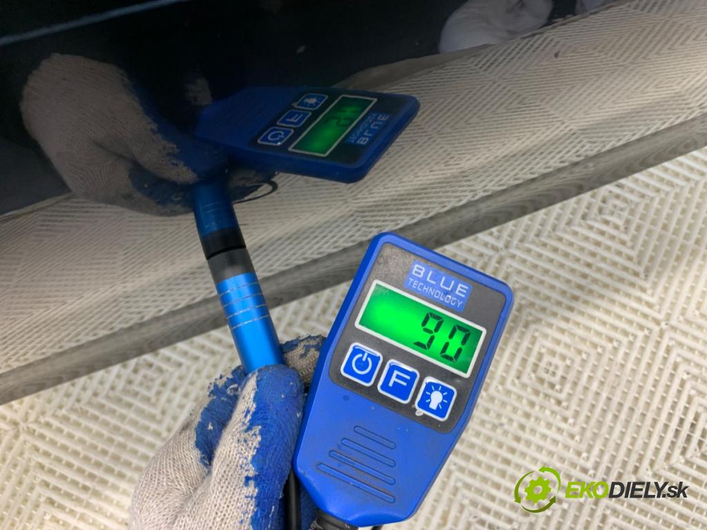 AUDI A8 D4 sedan 2015 368 kW 6.3 W12 quattro 6299 Dvere pravy predný