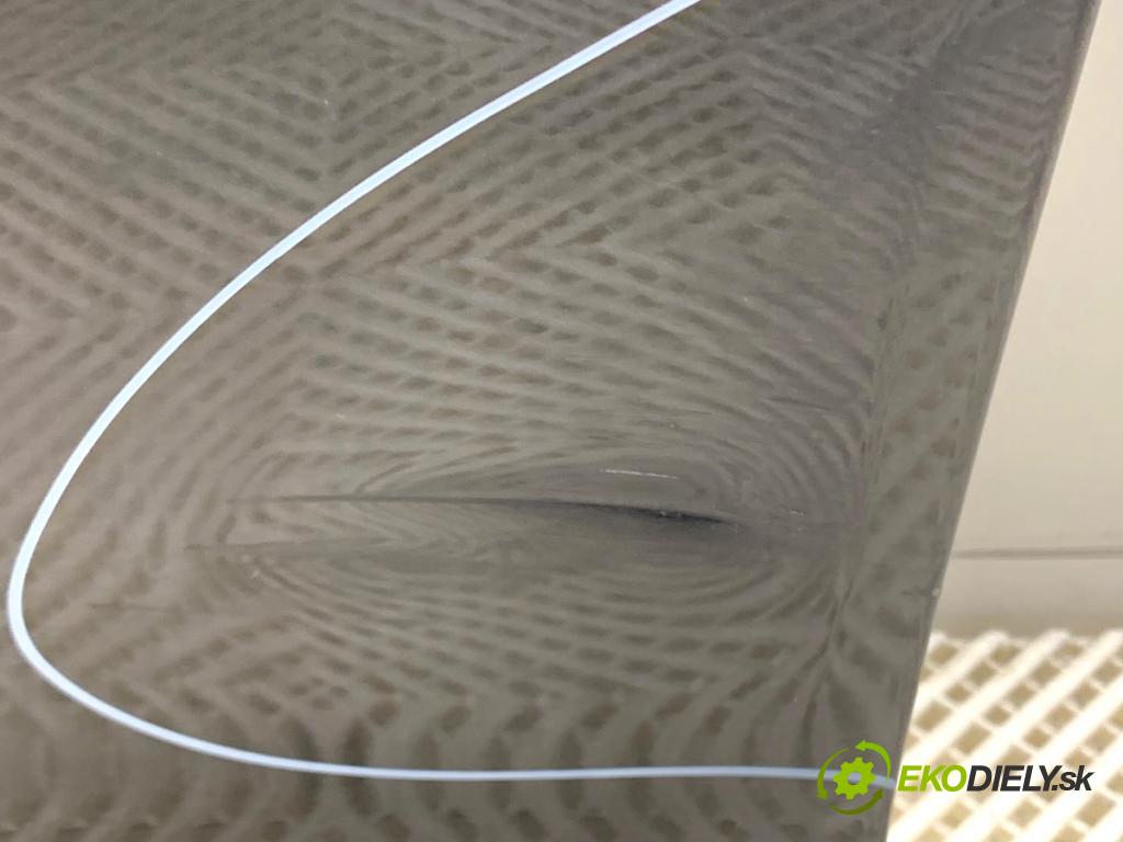 AUDI A8 D4 sedan 2015 368 kW 6.3 W12 quattro 6299 Dvere ľavy predný