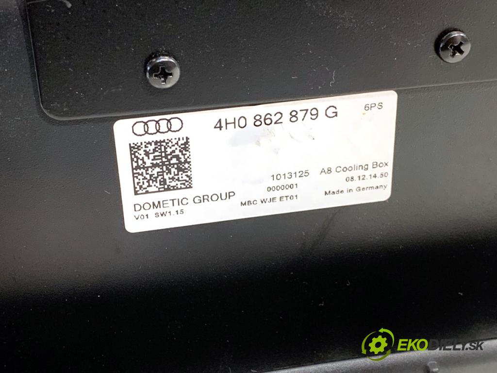 AUDI A8 D4 sedan 2015 368 kW 6.3 W12 quattro 6299 CHLADNIČKA: 4H0862879G