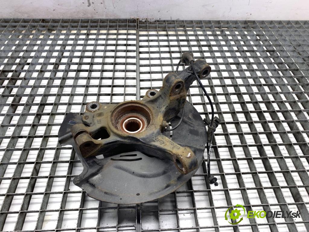 FORD FIESTA MK8 liftback 2021 55 kW 1.1 Ti-VCT 1084 náboj pravy predný