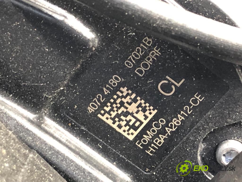 FORD FIESTA MK8 liftback 2021 55 kW 1.1 Ti-VCT 1084 zámok Dvere pravy zad H1BA-A26412-CE