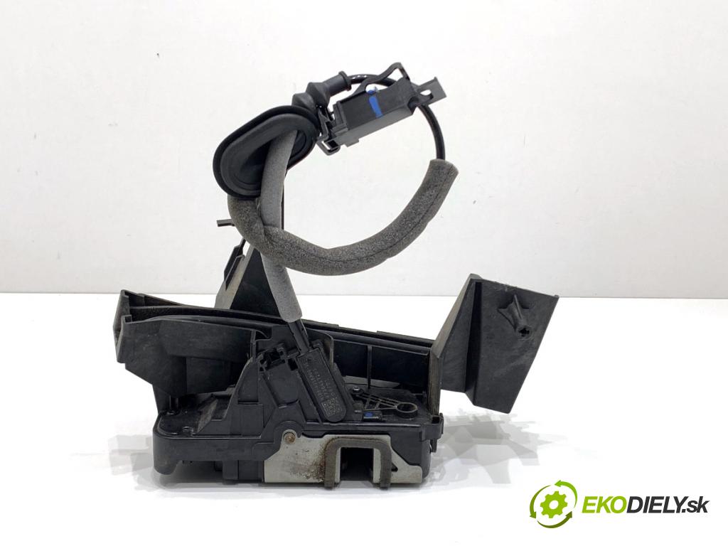 FORD FIESTA MK8 liftback 2021 55 kW 1.1 Ti-VCT 1084 zámok Dvere ľavy zad H1BA-A26413-CE