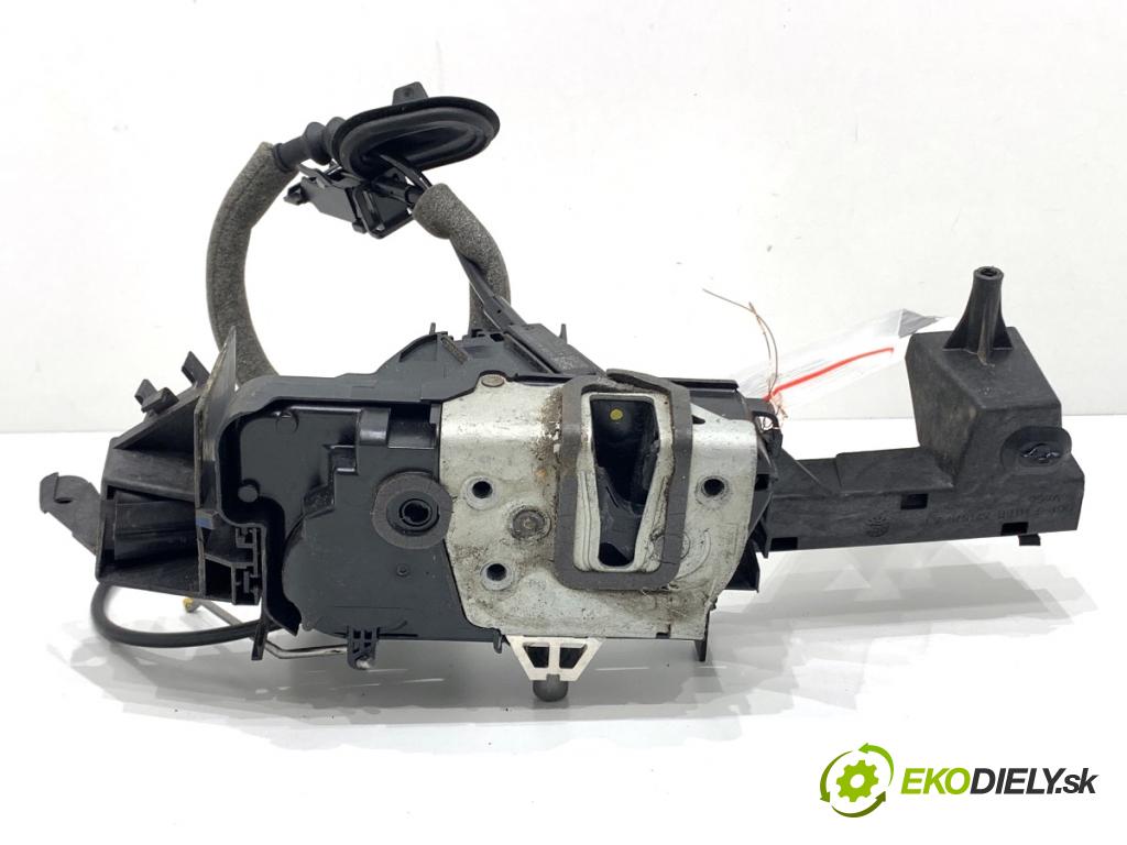 FORD FIESTA MK8 liftback 2021 55 kW 1.1 Ti-VCT 1084 zámok dveře levý přední část