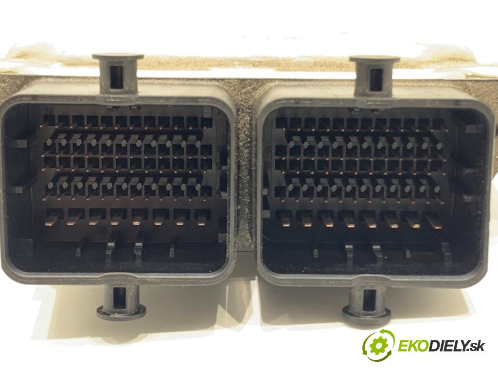 FORD FIESTA MK8 liftback 2021 55 kW 1.1 Ti-VCT 1084 řídící jednotka motora 0261S18678 (Řídicí jednotka)