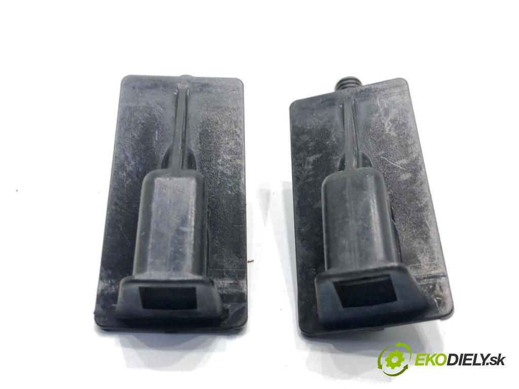 FORD FIESTA MK8 liftback 2021 55 kW 1.1 Ti-VCT 1084 ostřikovače ostřikovačů oken 