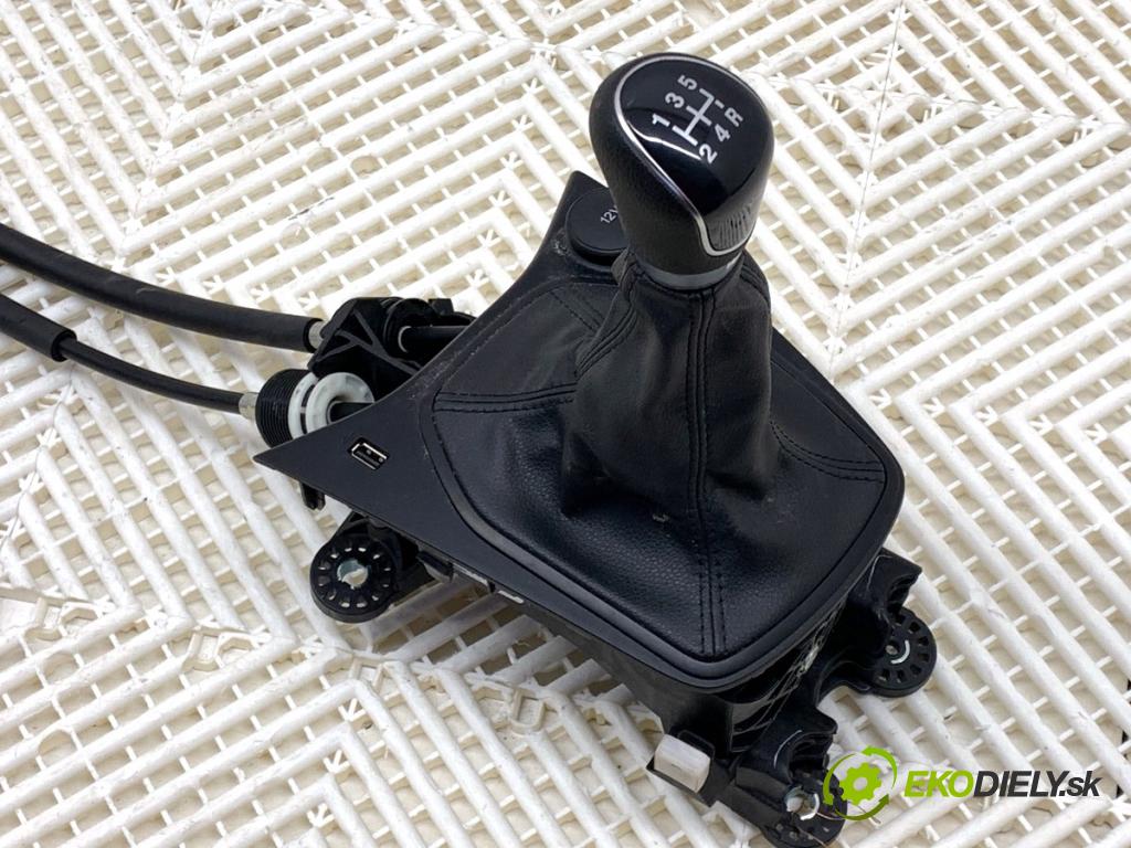 FORD FIESTA MK8 liftback 2021 55 kW 1.1 Ti-VCT 1084 Kulisa H1BR-7C453-DAF (Rýchlostná páka (kulisa))