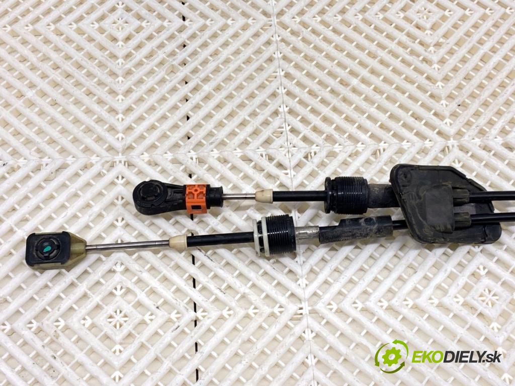 FORD FIESTA MK8 liftback 2021 55 kW 1.1 Ti-VCT 1084 Kulisa H1BR-7C453-DAF (Rýchlostná páka (kulisa))