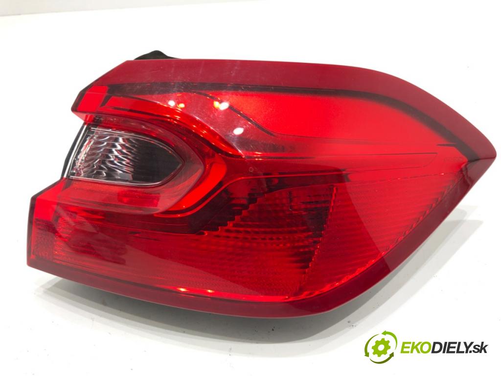 FORD FIESTA MK8 liftback 2021 55 kW 1.1 Ti-VCT 1084 Svetlo pravy zad H1BB13404A