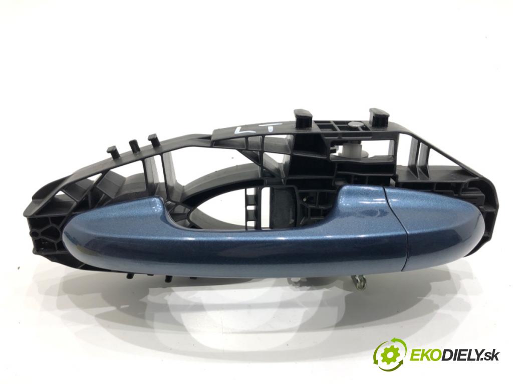 FORD FIESTA MK8 liftback 2021 55 kW 1.1 Ti-VCT 1084 klika vnejší levý zadní část 