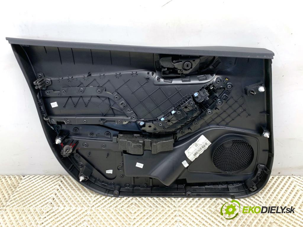 FORD FIESTA MK8 liftback 2021 55 kW 1.1 Ti-VCT 1084 čalúnenie Dvere pravy predný