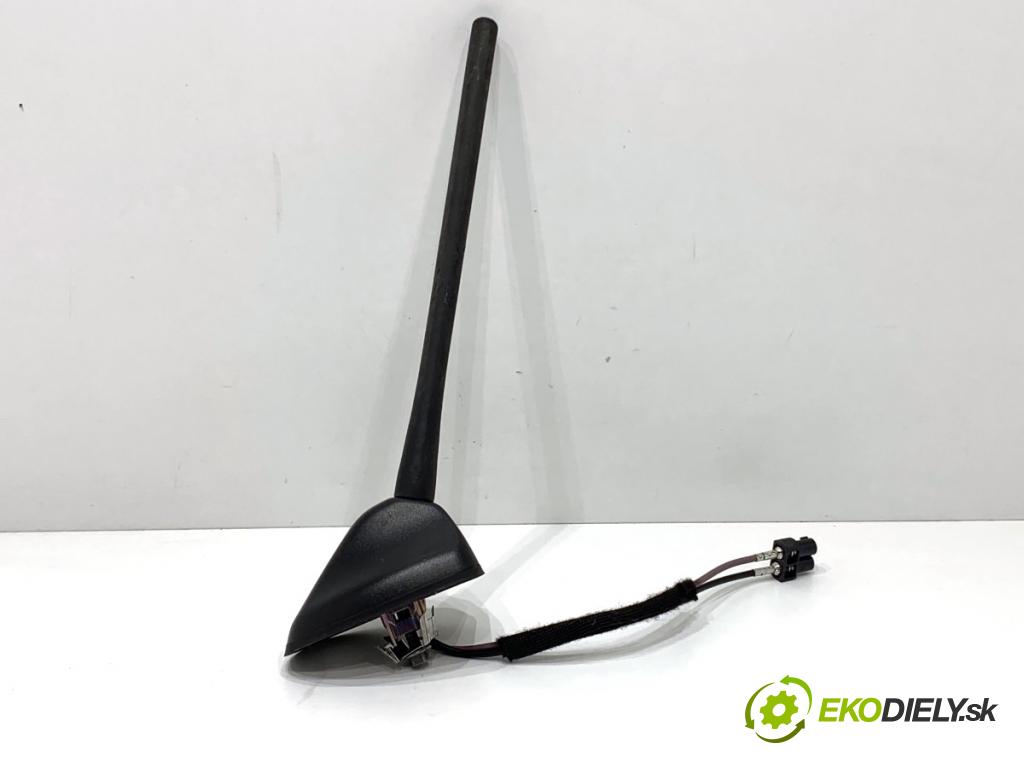 FORD FIESTA MK8 liftback 2021 55 kW 1.1 Ti-VCT 1084 ANTENA H1BT-19G461-DE