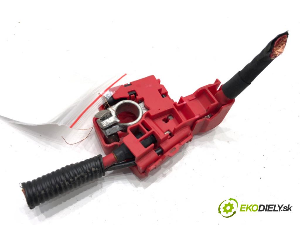 FORD FIESTA MK8 liftback 2021 55 kW 1.1 Ti-VCT 1084 svorka plus H1BT-14A075-AA