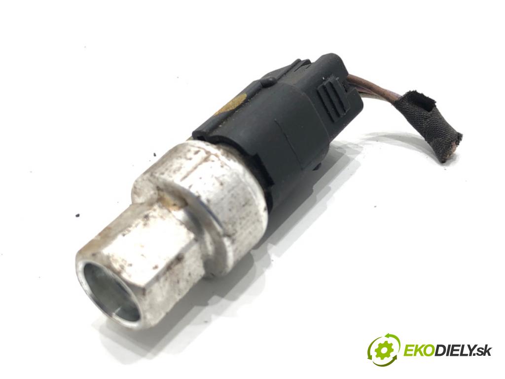 FORD FIESTA MK8 liftback 2021 55 kW 1.1 Ti-VCT 1084 Snímač klimatizácie  (Snímač klimatizácie)