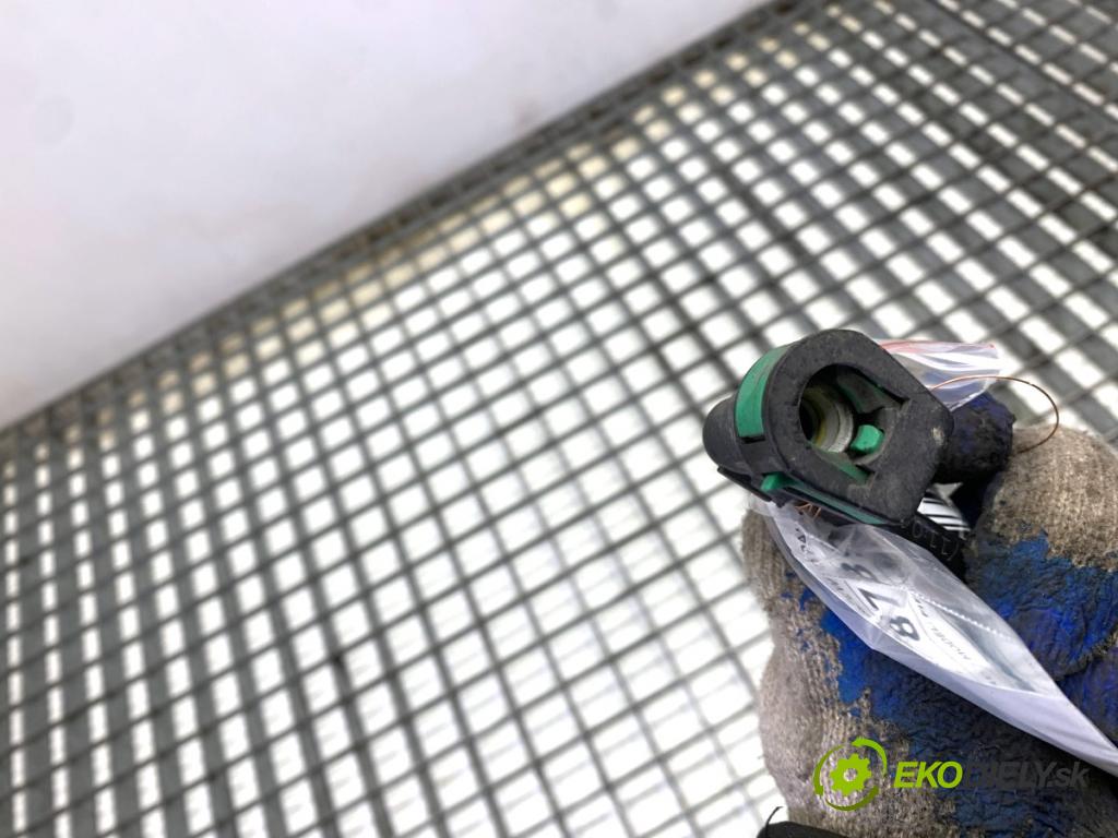 FORD FIESTA MK8 liftback 2021 55 kW 1.1 Ti-VCT 1084 Rúrka PALIVO: J1B1-9D668-AA