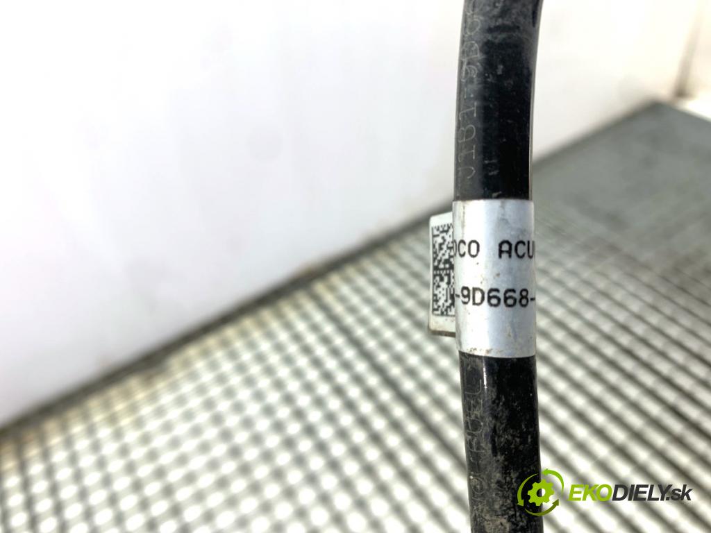 FORD FIESTA MK8 liftback 2021 55 kW 1.1 Ti-VCT 1084 Rúrka PALIVO: J1B1-9D668-AA