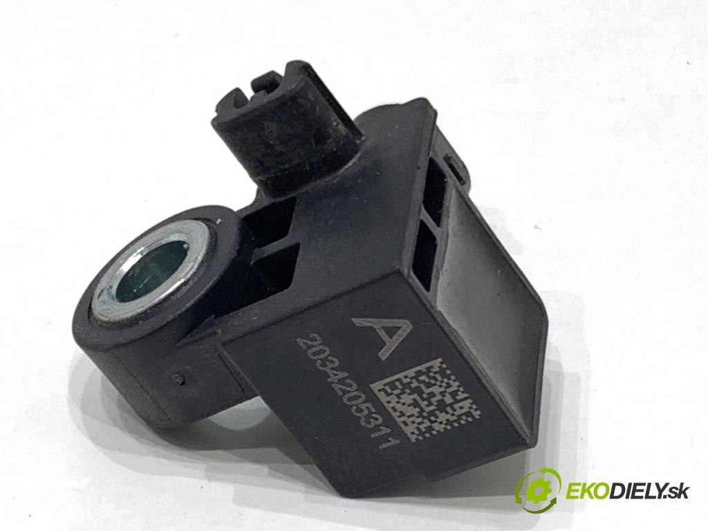 FORD FIESTA MK8 liftback 2021 55 kW 1.1 Ti-VCT 1084 snímač nárazu L1TT-148006-AA (Snímač nárazu)