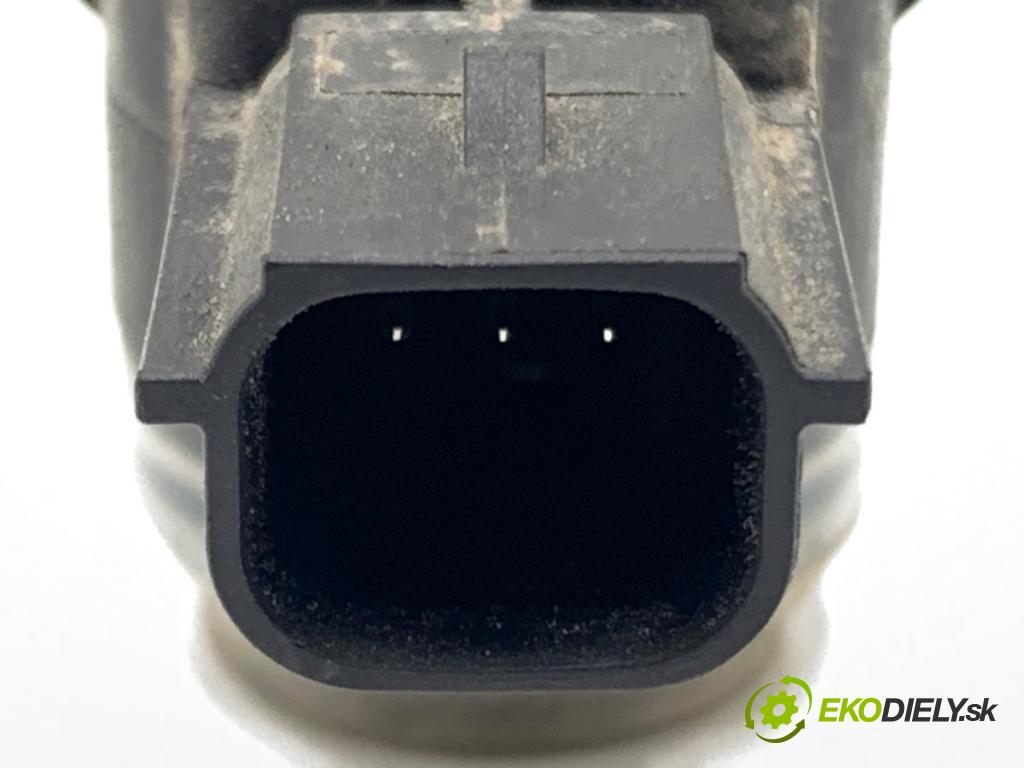 FORD FIESTA MK8 liftback 2021 55 kW 1.1 Ti-VCT 1084 Snímač PDC HU5T-15K859-AAW