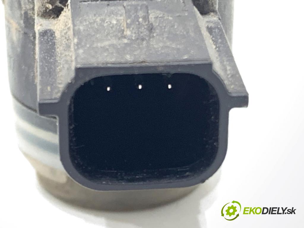 FORD FIESTA MK8 liftback 2021 55 kW 1.1 Ti-VCT 1084 Snímač PDC HU5T-15K859-AAW