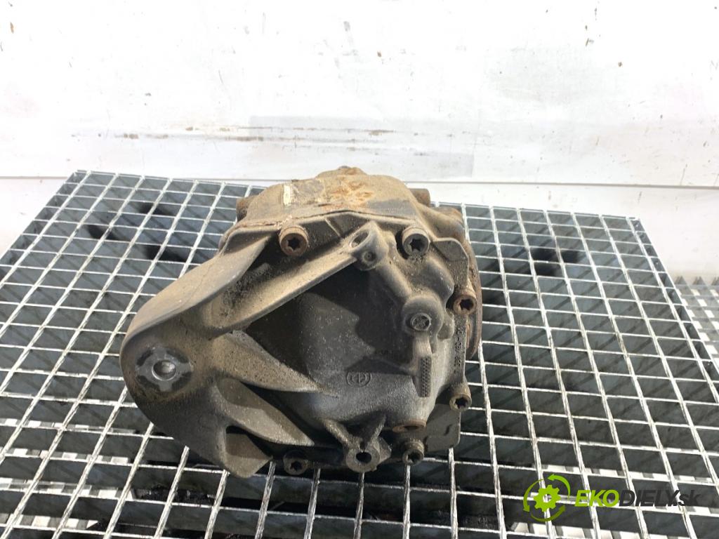 BMW F30 sedan 2016 140 kW 320 d xDrive 1995 Most ,diferenciál zad 7605589