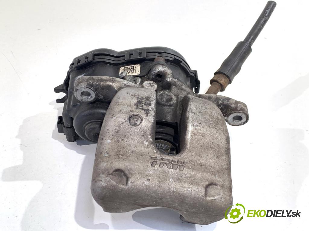 MERCEDES-BENZ KLASA GLA SUV 2017 100 kW GLA 200 CDI 4-matic (156.902) 2143 Brzdič strmeň ľavy zad 