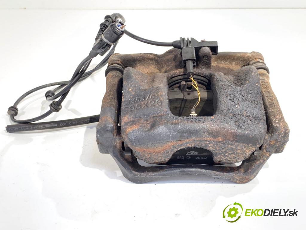 MERCEDES-BENZ KLASA GLA SUV 2017 100 kW GLA 200 CDI 4-matic (156.902) 2143 Brzdič strmeň pravy predný 