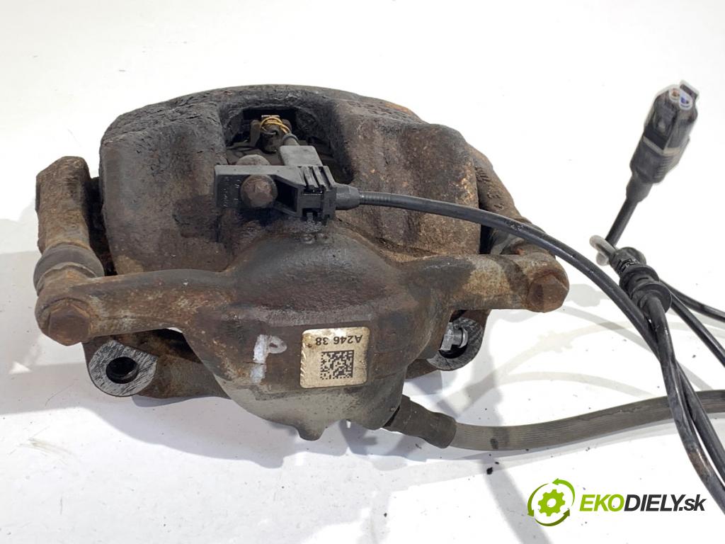 MERCEDES-BENZ KLASA GLA SUV 2017 100 kW GLA 200 CDI 4-matic (156.902) 2143 Brzdič strmeň pravy predný