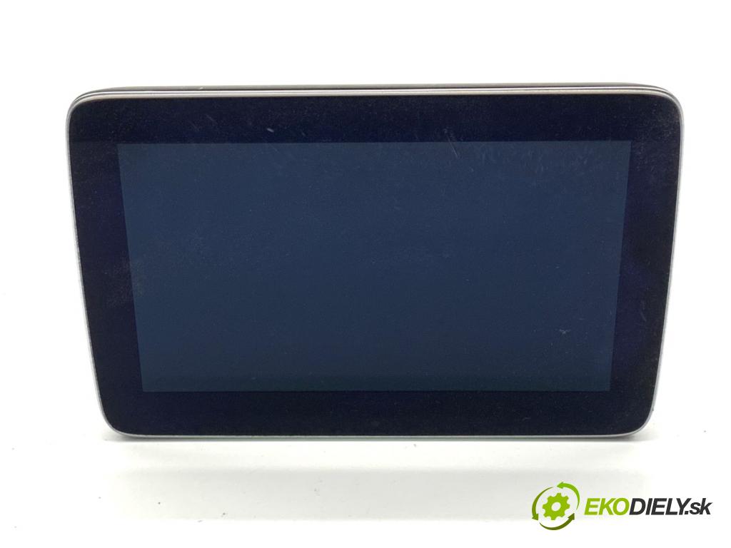 MERCEDES-BENZ KLASA GLA SUV 2017 100 kW GLA 200 CDI 4-matic (156.902) 2143 Dislpej A1669001420 (Prístrojová doska)