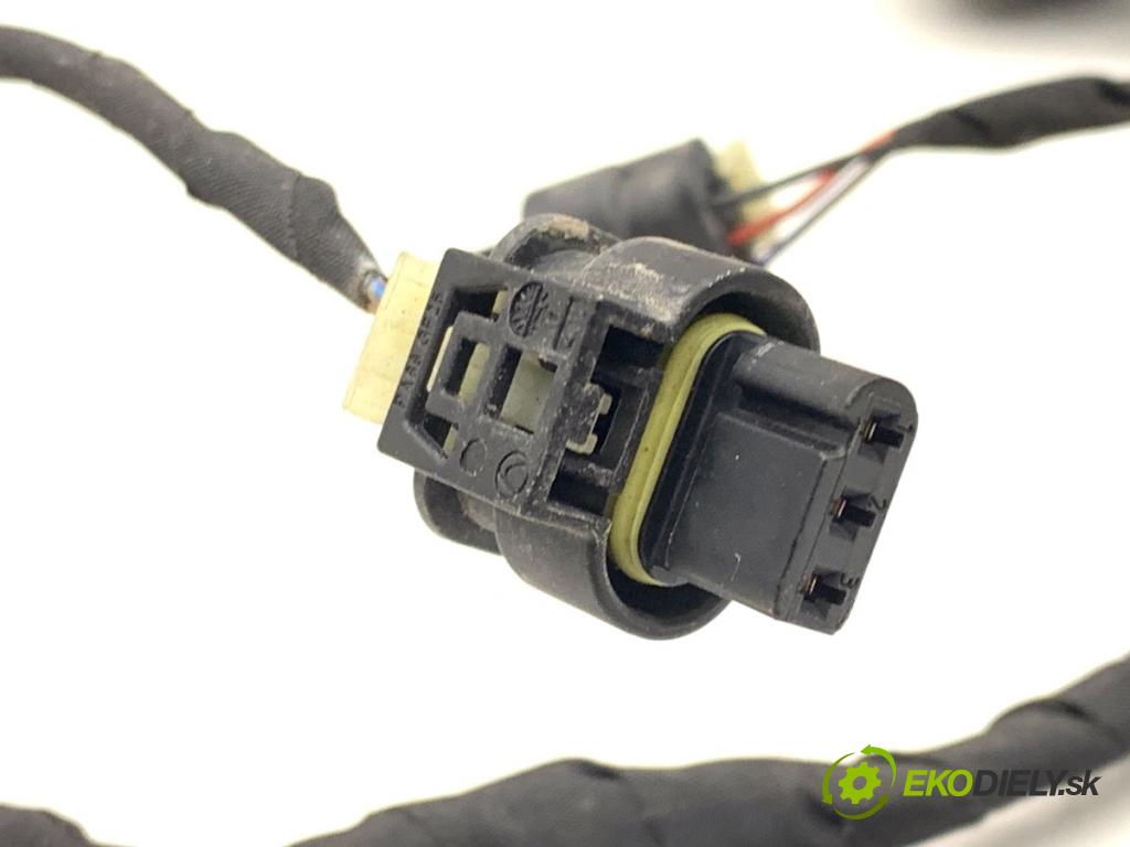 MERCEDES-BENZ KLASA GLA SUV 2017 100 kW GLA 200 CDI 4-matic (156.902) 2143 káblovačka PDC zadní část A0485454028