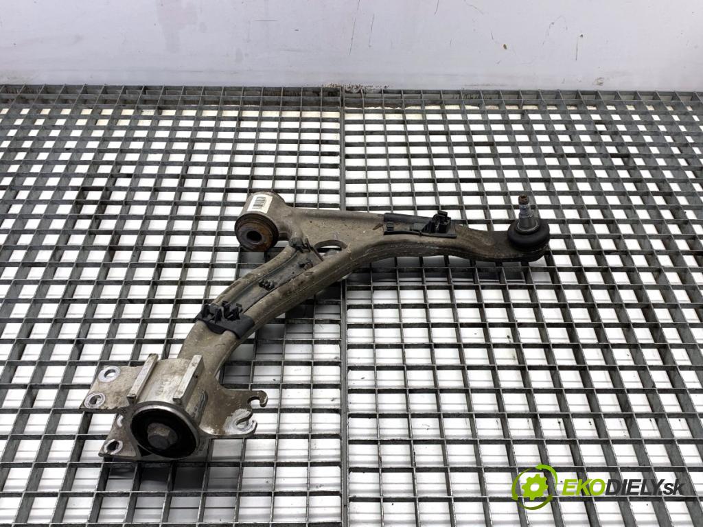 MERCEDES-BENZ KLASA GLA SUV 2017 100 kW GLA 200 CDI 4-matic (156.902) 2143 Rameno pravy predný A1563300200