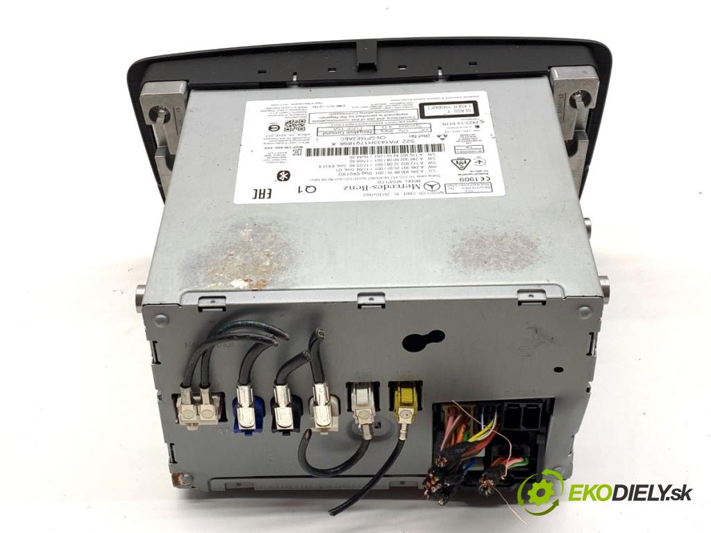 MERCEDES-BENZ KLASA GLA SUV 2017 100 kW GLA 200 CDI 4-matic (156.902) 2143 RADIO A2469008819 (Audio zariadenie)