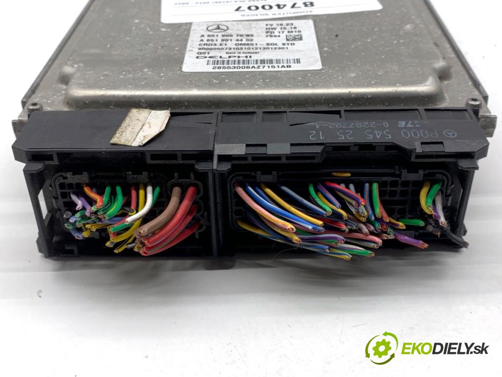 MERCEDES-BENZ KLASA GLA SUV 2017 100 kW GLA 200 CDI 4-matic (156.902) 2143 řídící jednotka motora A6519007003 (Řídicí jednotka)